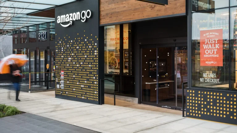 Amazon Discontinues Cashless Supermarkets